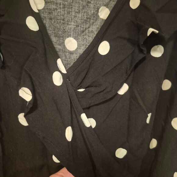 Forever 21 Polka Dot Wrap Around Dress - Picture 4 of 7